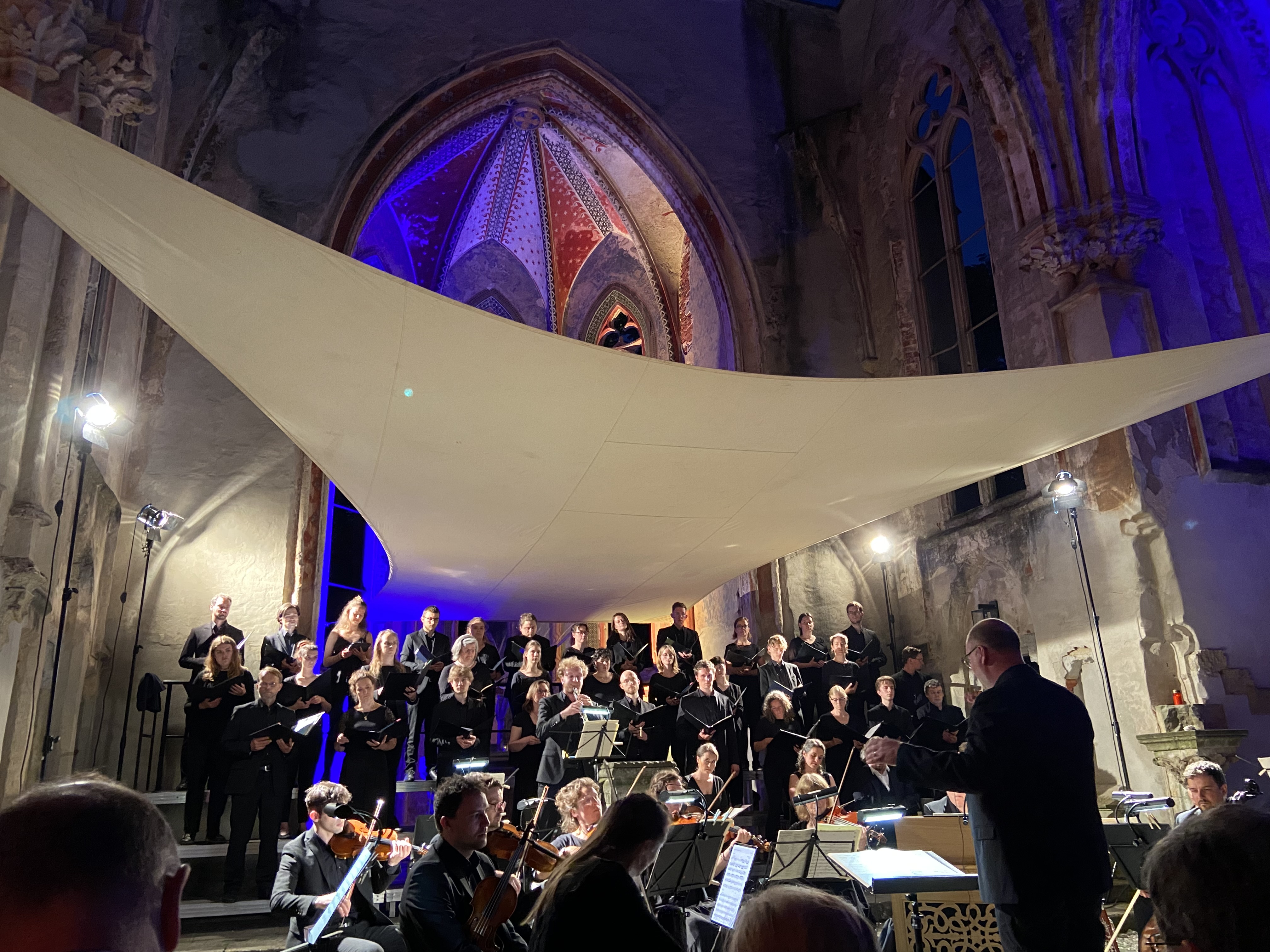 Konzert in der Kirchenruine Wachau, Foto: Kilian Vorndran
