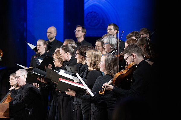 »amici musicae« bei der Jubiläums-Musiknacht in der Peterskirche Leipzig, Foto: Martin Türke »amici musicae« bei der Jubiläums-Musiknacht in der Peterskirche Leipzig, Foto: Martin Türke